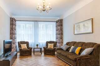 Апартаменты Friends and Family Vacation Apartments Рига Апартаменты с 2 спальнями-10