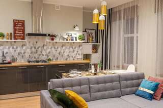 Апартаменты Friends and Family Vacation Apartments Рига Семейный номер-студио-3